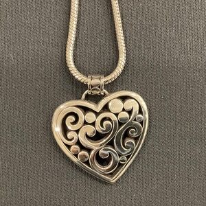 NWOT-Brighton Contempo Heart Necklace